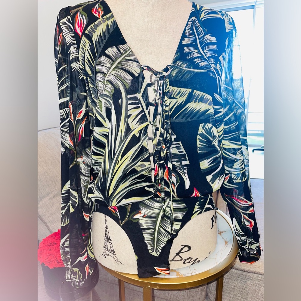 Zara palm print bodysuit blouse